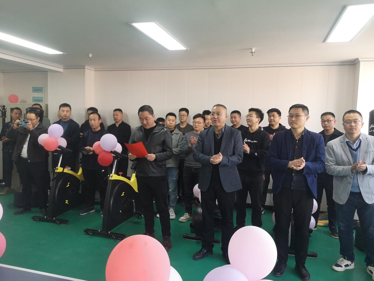 溫馨三月天，慶“三八”國(guó)際勞動(dòng)?jì)D女節(jié)