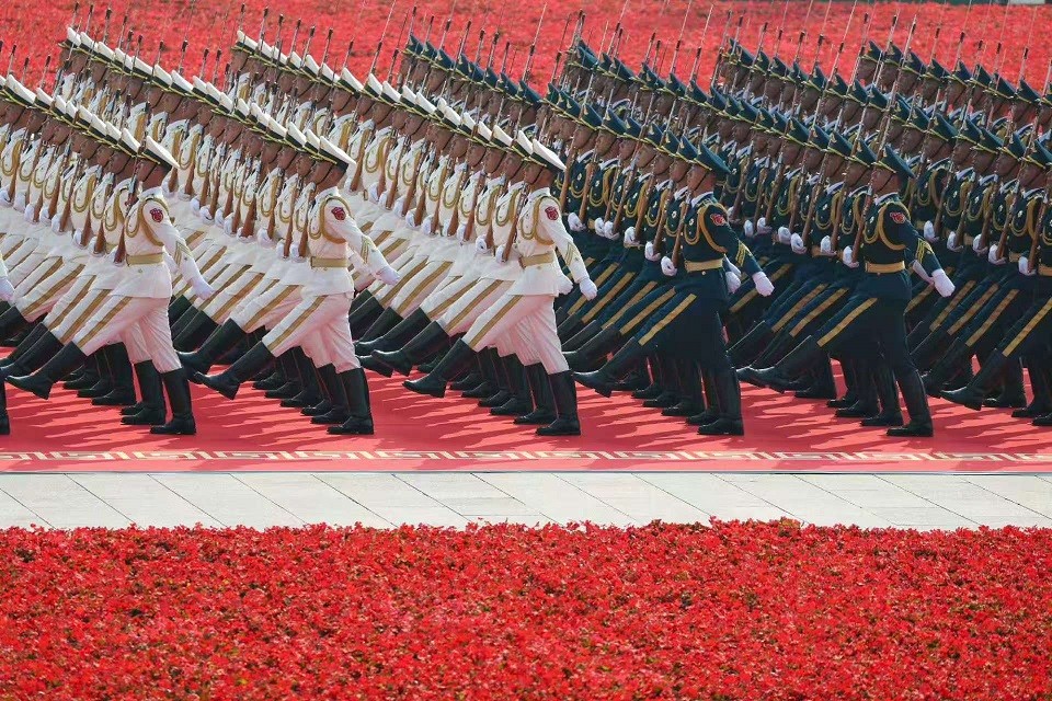 甘肅信合工程設(shè)計(jì)有限公司組織集體觀看閱兵儀式，威武之師激勵(lì)奮發(fā)之志